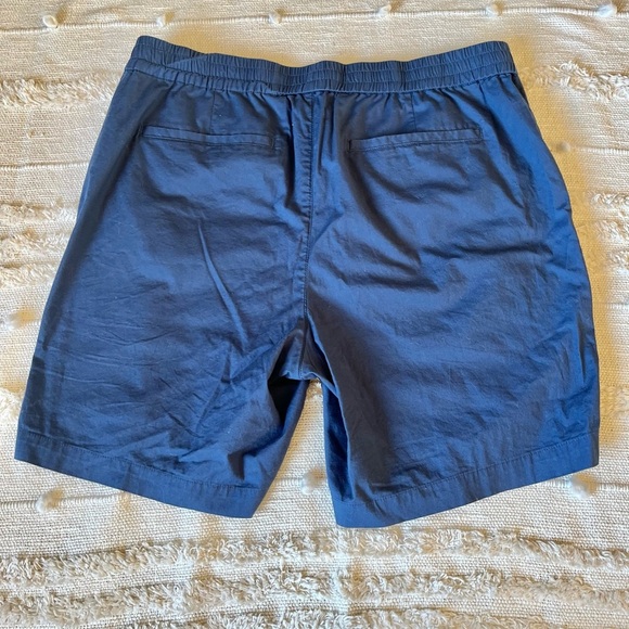 Ash & Erie Blue Casual Shorts size medium (reasonable offers accepted) - Picture 2 of 7